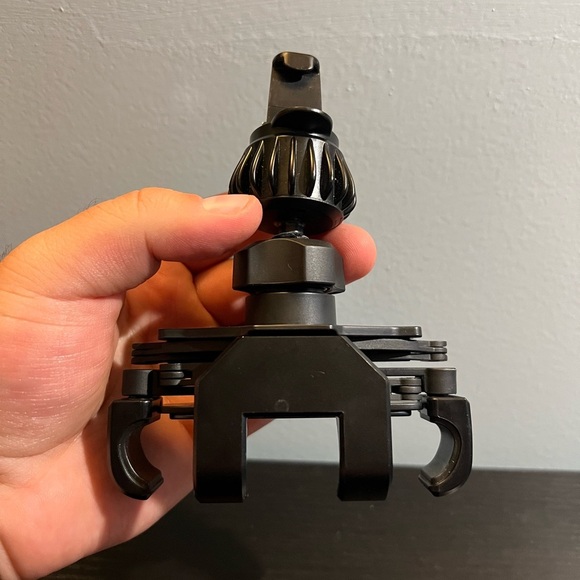 Ainope Black Car Phone Mount - Picture 4 of 5